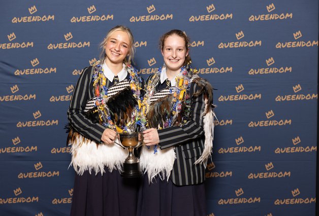 QMC - senior prizegiving in auditorium-45