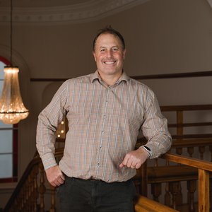 QMC_Portraits_Aug22_Web-27.jpg