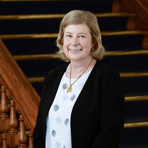 Sarah Taylor.jpg